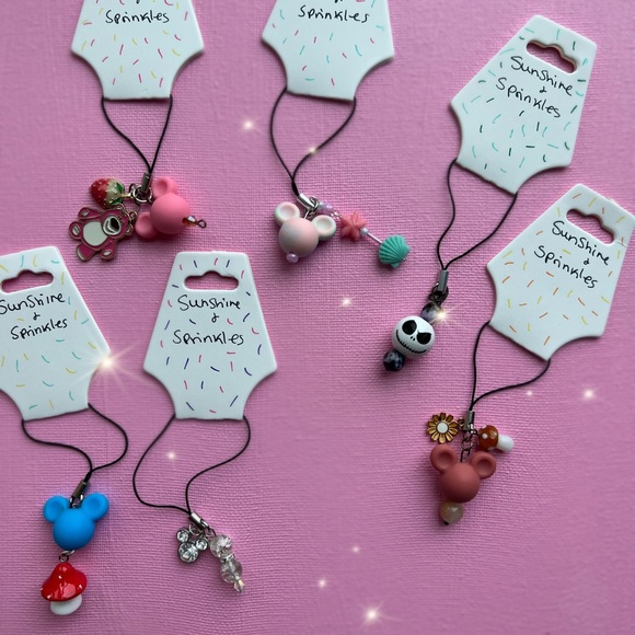 📱✨ magical Mickey disney inspired handmade phone charm or keychain - Picture 11 of 12